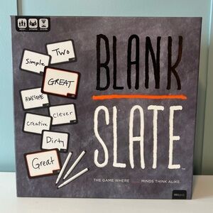 Blank Slate USAopoly Board Game Fun Family-Friendly Word Association.‎ Ages 8+.